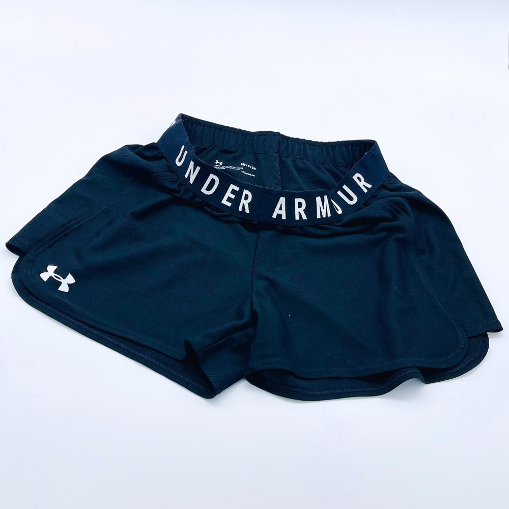 Under Armour HEATGEAR Shorts Black Size Small (Sm) EUC